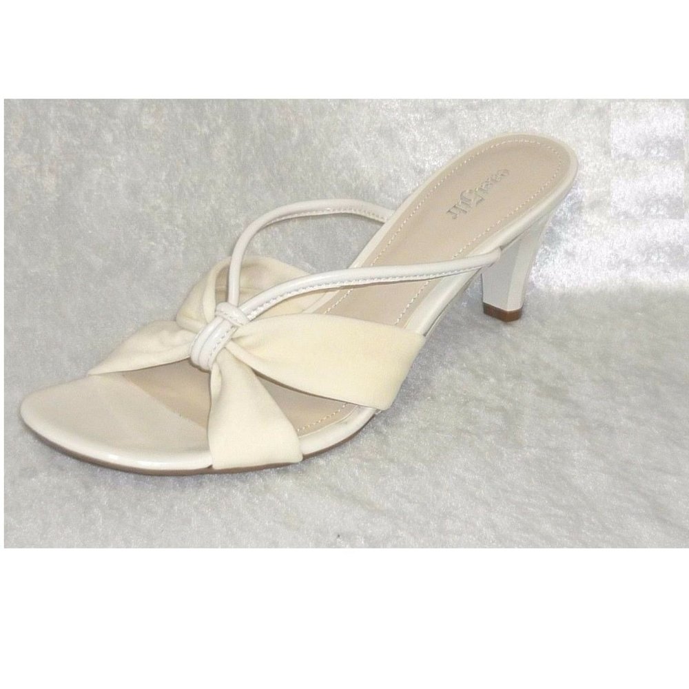 Women's Sandals east 5th size 8.5 NEW